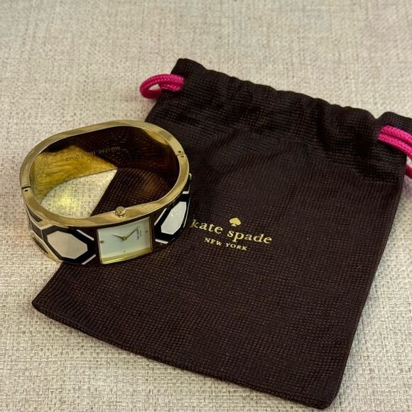 Kate Spade Delacorte When In Rome Black & White Enamel Bangle Watch New Battery main image 6